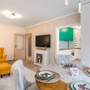  Apartment Doctors Garden - Central&modern 2bd Flat In Bulgaria